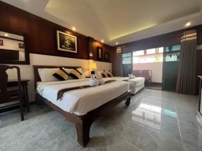 Pha Thai House - 114