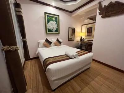 Pha Thai House - 23