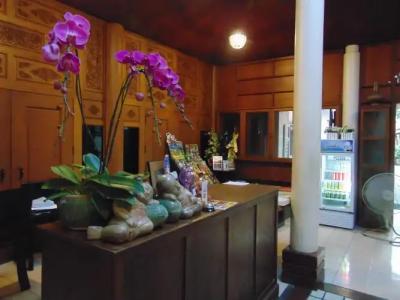 Pha Thai House - 1
