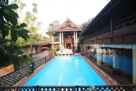 Pha Thai House - 10