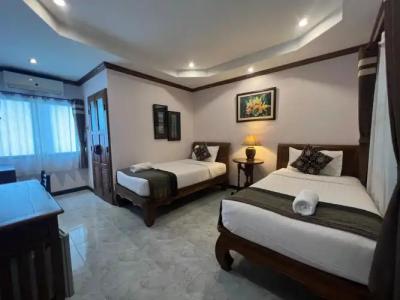 Pha Thai House - 25