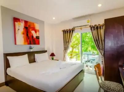 Baan Yuyen Karon Guesthouse - 117