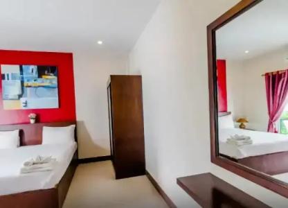 Baan Yuyen Karon Guesthouse - 111