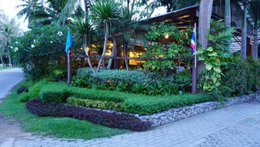 Baan Klang Aow Beach Resort - 9