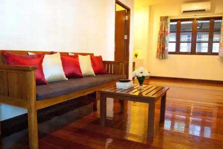 Baan Klang Aow Beach Resort - 18