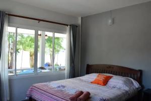 Sangjun On Beach Resort, Bang Saphan