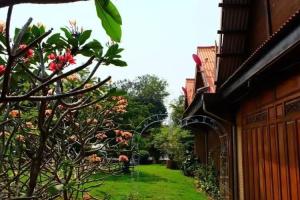 Ruenton Resort, Ban Bang Sare