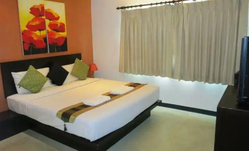 Queen Boutique - 3