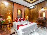 Villa Double room with garden view