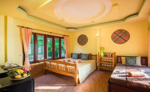 Seaboard Bungalow - 1