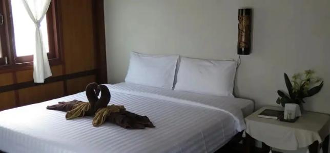 V-View Beach Resort - 12