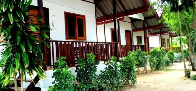 V-View Beach Resort - 17