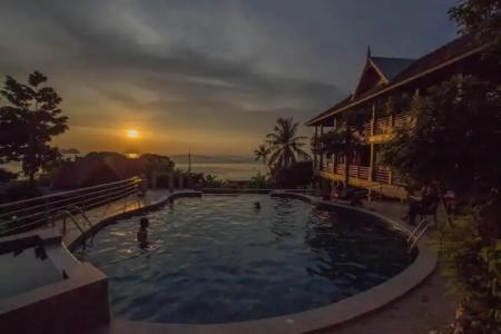 Sea Rock Resort - 39