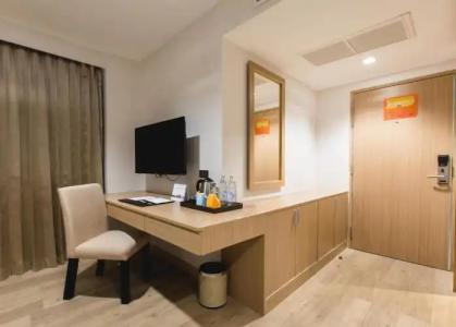 Adelphi Pattaya - SHA Extra Plus - 96