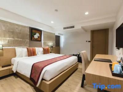 Adelphi Pattaya - SHA Extra Plus - 32