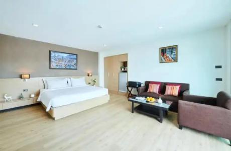 Adelphi Pattaya - SHA Extra Plus - 112