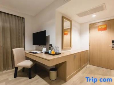 Adelphi Pattaya - SHA Extra Plus - 75