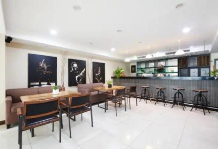 Adelphi Pattaya - SHA Extra Plus - 12