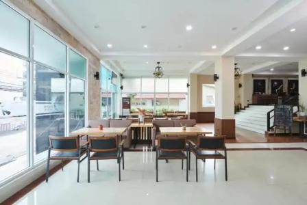 Adelphi Pattaya - SHA Extra Plus - 10