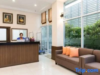 Adelphi Pattaya - SHA Extra Plus - 42