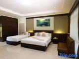 Standard Triple Family room