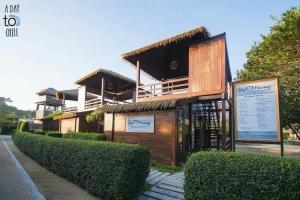 The Blue Sky Resort @ Koh Payam, Koh Phayam