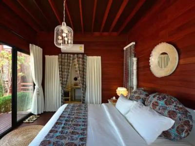 The Blue Sky Resort @ Koh Payam - 45