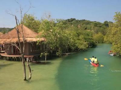 The Blue Sky Resort @ Koh Payam - 37