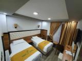 Comfort room with balcony