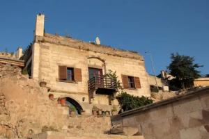 Takaev Cave House, Uchisar