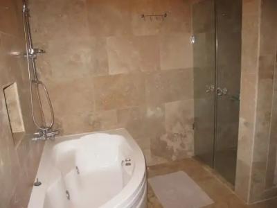 Takaev Cave House - 7