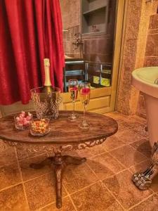 Takaev Cave House - 71