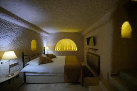 Takaev Cave House - 42