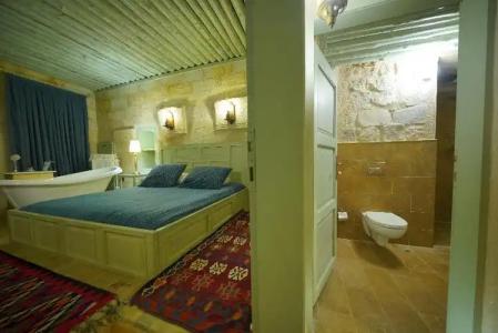 Takaev Cave House - 46