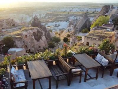 Takaev Cave House - 20