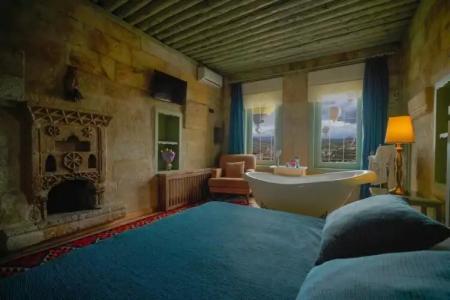 Takaev Cave House - 122