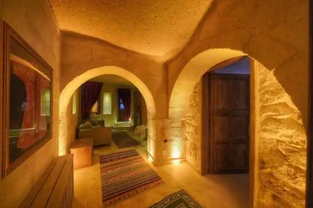 Takaev Cave House - 112