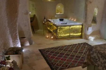 Takaev Cave House - 31