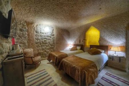 Takaev Cave House - 117