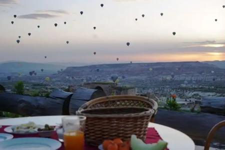 Takaev Cave House - 12