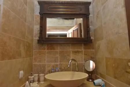 Takaev Cave House - 9