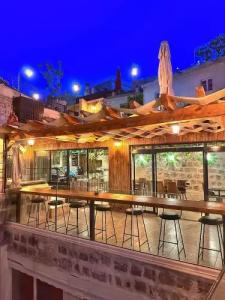 Takaev Cave House - 24