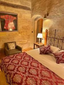 Takaev Cave House - 74