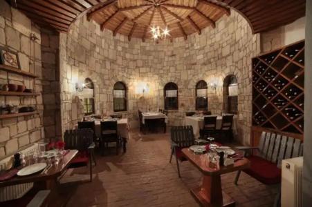 VINIFERA VINEYARDS - 23