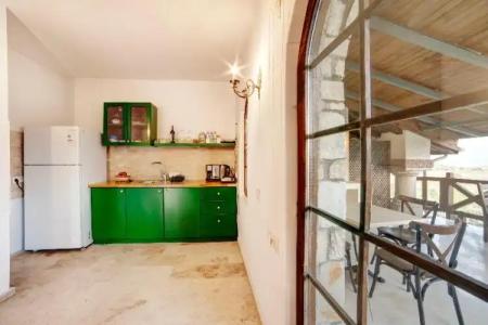 VINIFERA VINEYARDS - 50