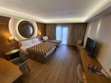 Standard Triple room with view