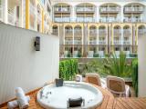 Standard Jacuzzi Terrace room with sea view