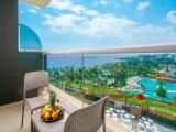 Family room with sea view