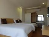 Standard Triple room with sea view