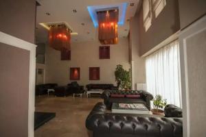 Saros Hotel, Kesan